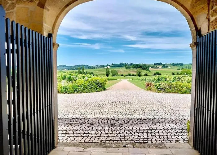 Дом отдыха Chateau La Clariere *